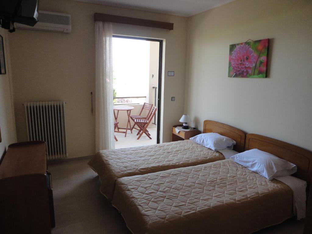 Oceania Hotel Karfas Bilik gambar